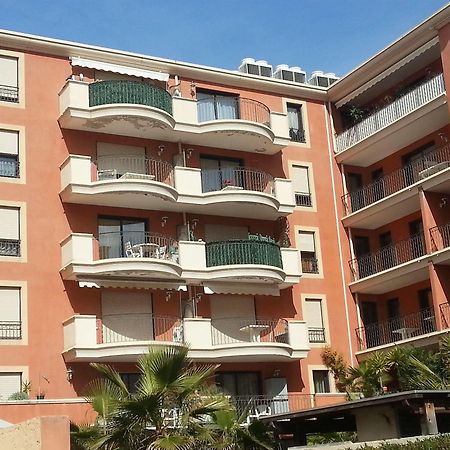 Saint-Raphaël Residences Les Venitiennes المظهر الخارجي الصورة